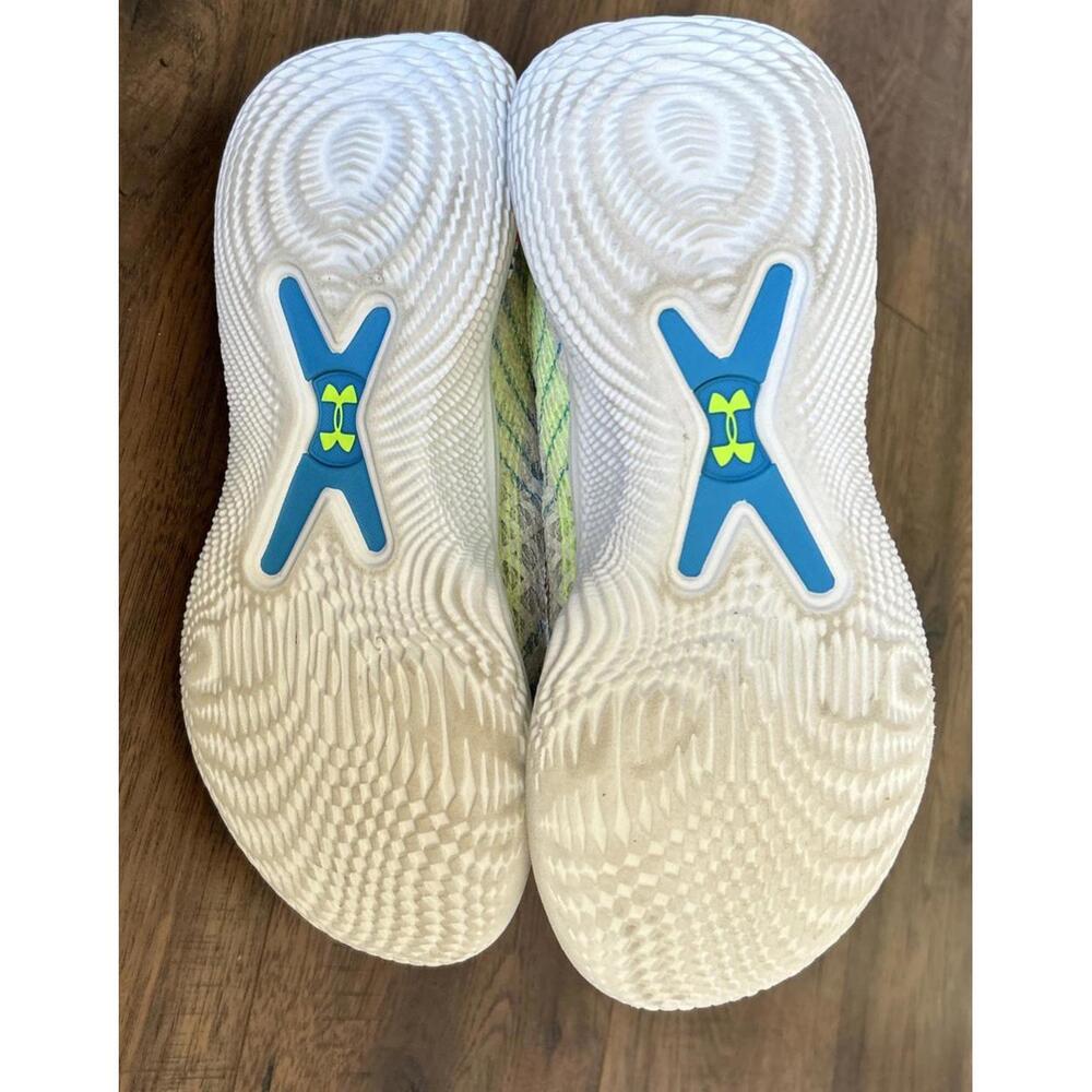 Menโs Under Armour Steph Curry 9.5 Splash Party Basketball Shoes Glow In Dark - Picture 14 of 15